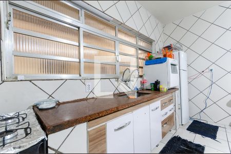 Casa à venda com 300m², 5 quartos e 4 vagas Casa à venda com 300m², 5 quartos e 4 vagasCozinha