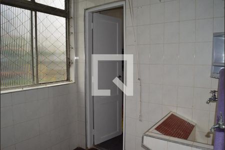 Apartamento à venda com 100m², 2 quartos e 1 vagaÁrea de Serviço