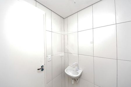Banheiro de apartamento para alugar com 1 quarto, 33m² em Vila Formosa, São Paulo
