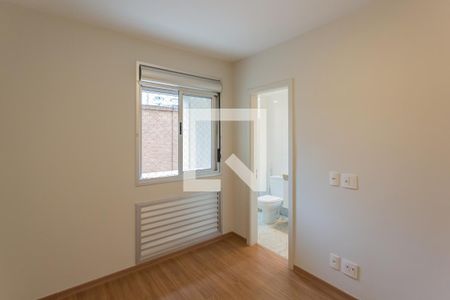 Suíte 1 de apartamento à venda com 4 quartos, 130m² em Funcionários, Belo Horizonte