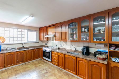 Apartamento à venda com 250m², 4 quartos e 2 vagasCozinha e Área de Serviço