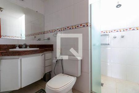 Apartamento à venda com 250m², 4 quartos e 2 vagasBanheiro da Suíte 2