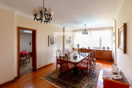 Sala de apartamento à venda com 4 quartos, 250m² em Serra, Belo Horizonte