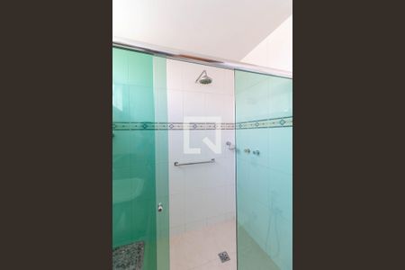 Apartamento à venda com 250m², 4 quartos e 2 vagasBanheiro da Suíte