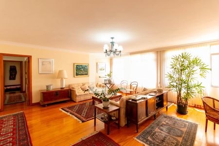 Sala de apartamento à venda com 4 quartos, 250m² em Serra, Belo Horizonte