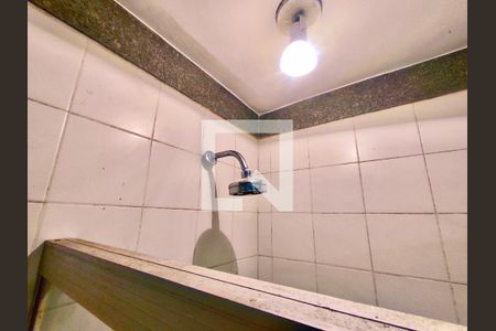 Casa à venda com 600m², 6 quartos e 2 vagas Casa à venda com 600m², 6 quartos e 2 vagasBanheiro social