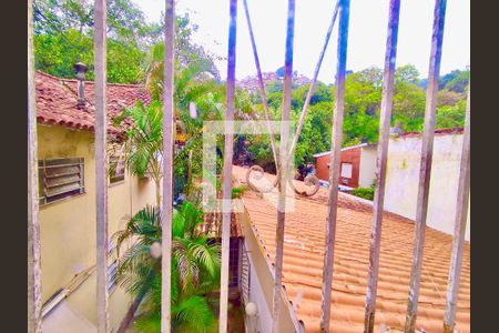 Casa à venda com 600m², 6 quartos e 2 vagas Casa à venda com 600m², 6 quartos e 2 vagasQuarto 4 vista