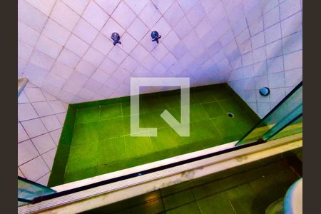 Casa à venda com 600m², 6 quartos e 2 vagas Casa à venda com 600m², 6 quartos e 2 vagasBanheiro social 2