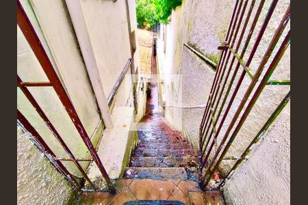 Casa à venda com 600m², 6 quartos e 2 vagas Casa à venda com 600m², 6 quartos e 2 vagasÁrea serviço