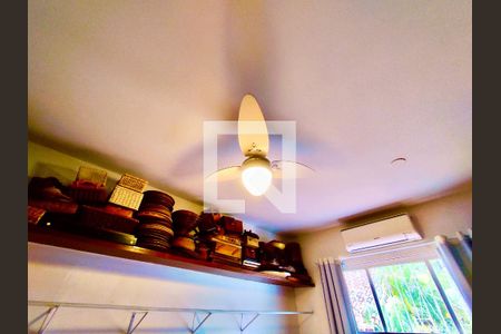 Casa à venda com 600m², 6 quartos e 2 vagas Casa à venda com 600m², 6 quartos e 2 vagasQuarto 4