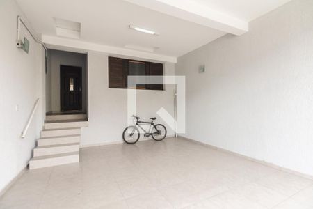 Casa à venda com 150m², 3 quartos e 2 vagas Casa à venda com 150m², 3 quartos e 2 vagasGaragem
