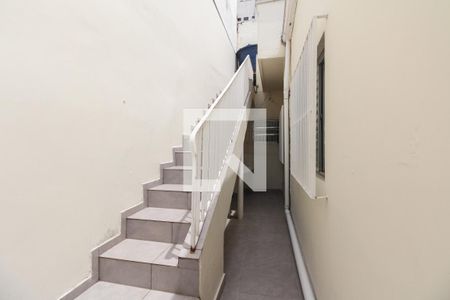 Casa à venda com 150m², 3 quartos e 2 vagas Casa à venda com 150m², 3 quartos e 2 vagasCorredor Externo - Quintal