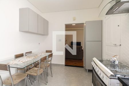 Casa à venda com 150m², 3 quartos e 2 vagas Casa à venda com 150m², 3 quartos e 2 vagasCozinha