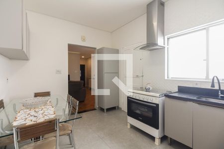 Casa à venda com 150m², 3 quartos e 2 vagas Casa à venda com 150m², 3 quartos e 2 vagasCozinha