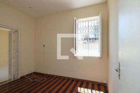Casa para alugar com 216m², 4 quartos e 2 vagasQuarto