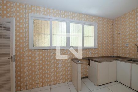 Casa para alugar com 216m², 4 quartos e 2 vagasCozinha