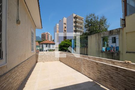 Casa para alugar com 216m², 4 quartos e 2 vagasÁrea comum