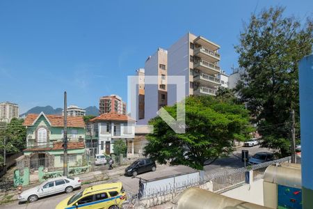 Casa para alugar com 216m², 4 quartos e 2 vagasVista