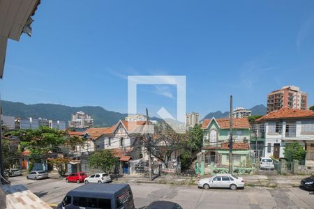 Casa para alugar com 216m², 4 quartos e 2 vagasVista