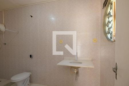 Casa para alugar com 216m², 4 quartos e 2 vagasBanheiro