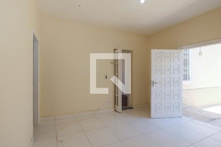 Casa para alugar com 216m², 4 quartos e 2 vagasQuarto