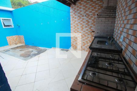 Casa de condomínio à venda com 300m², 3 quartos e 3 vagas Casa de condomínio à venda com 300m², 3 quartos e 3 vagasChurrasqueira
