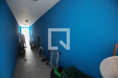 Casa de condomínio à venda com 300m², 3 quartos e 3 vagas Casa de condomínio à venda com 300m², 3 quartos e 3 vagasCorredor