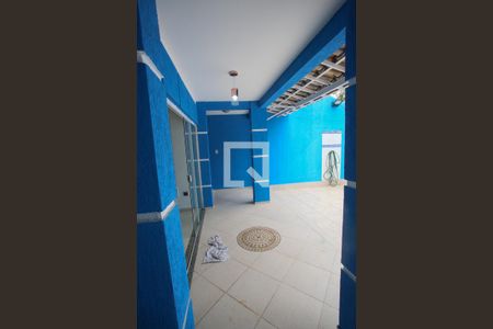 Casa de condomínio à venda com 300m², 3 quartos e 3 vagas Casa de condomínio à venda com 300m², 3 quartos e 3 vagasVaranda da Sala