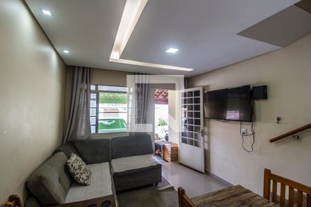 Sala de casa de condomínio à venda com 2 quartos, 56m² em Jardim Regina Alice, Barueri