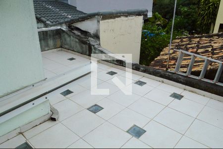 Casa de condomínio à venda com 107m², 3 quartos e 2 vagas Casa de condomínio à venda com 107m², 3 quartos e 2 vagasTerraço Quarto 2