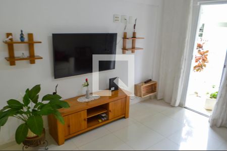 Sala de casa de condomínio à venda com 3 quartos, 107m² em Taquara, Rio de Janeiro