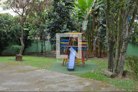 Casa de condomínio à venda com 107m², 3 quartos e 2 vagas Casa de condomínio à venda com 107m², 3 quartos e 2 vagasÁrea comum - Playground