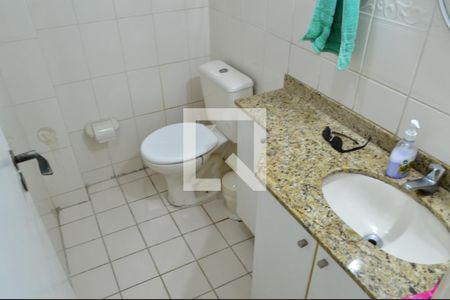 Casa de condomínio à venda com 107m², 3 quartos e 2 vagas Casa de condomínio à venda com 107m², 3 quartos e 2 vagasLavabo