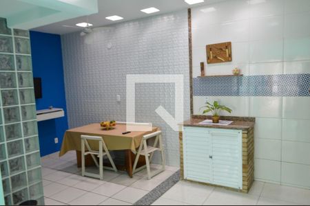 Casa de condomínio à venda com 107m², 3 quartos e 2 vagas Casa de condomínio à venda com 107m², 3 quartos e 2 vagasÁrea Gourmet