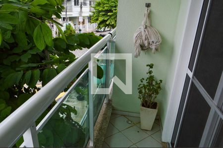 Casa de condomínio à venda com 107m², 3 quartos e 2 vagas Casa de condomínio à venda com 107m², 3 quartos e 2 vagasVaranda do Quarto 1