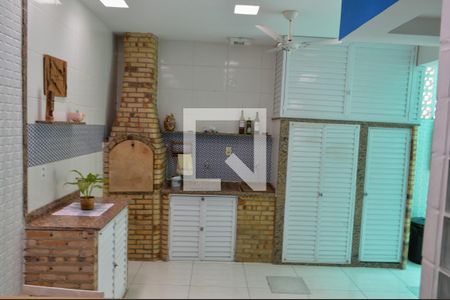 Casa de condomínio à venda com 107m², 3 quartos e 2 vagas Casa de condomínio à venda com 107m², 3 quartos e 2 vagasÁrea Gourmet