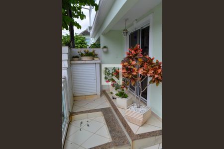 Casa de condomínio à venda com 107m², 3 quartos e 2 vagas Casa de condomínio à venda com 107m², 3 quartos e 2 vagasEntrada da Sala