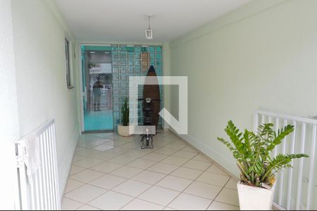 Casa de condomínio à venda com 107m², 3 quartos e 2 vagas Casa de condomínio à venda com 107m², 3 quartos e 2 vagasGaragem