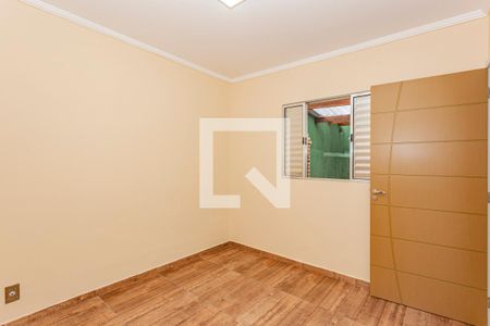 Casa à venda com 180m², 4 quartos e 2 vagasEdicula