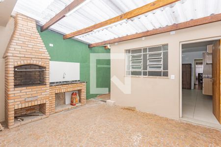 Casa à venda com 180m², 4 quartos e 2 vagasQuintal/Churrasqueira