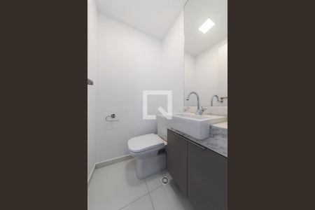 Lavabo de apartamento para alugar com 3 quartos, 72m² em Vila Nair, São Paulo