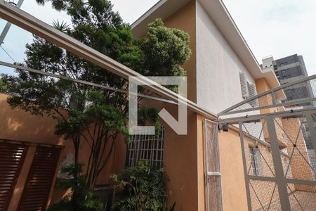 Casa à venda com 180m², 3 quartos e 4 vagasFachada Interna