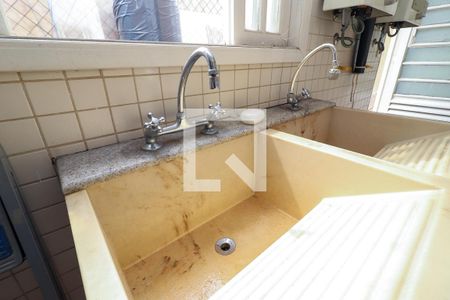 Casa à venda com 180m², 3 quartos e 4 vagasÁrea de Serviço