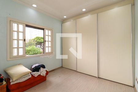Casa à venda com 180m², 3 quartos e 4 vagasSuíte 2