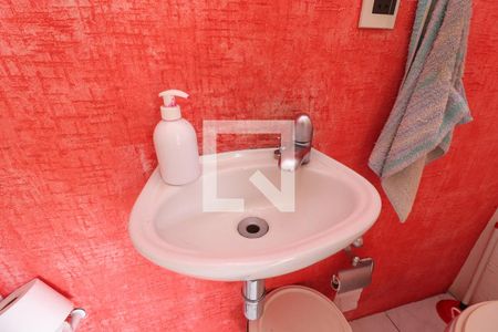 Casa à venda com 180m², 3 quartos e 4 vagasLavabo