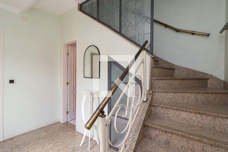 Casa à venda com 180m², 3 quartos e 4 vagasHall dos Quartos