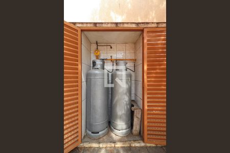 Casa à venda com 180m², 3 quartos e 4 vagasGaragem - Instalação de Gás