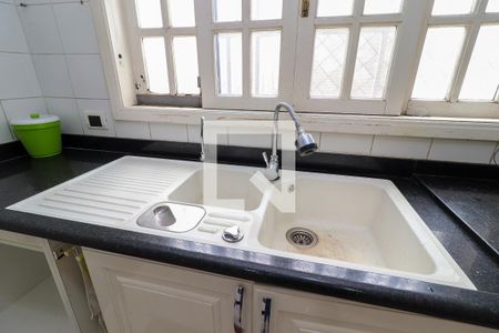 Casa à venda com 180m², 3 quartos e 4 vagasCozinha