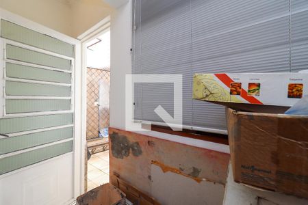 Casa à venda com 180m², 3 quartos e 4 vagasQuarto de Serviço