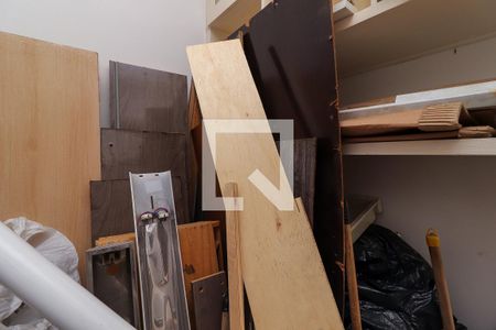 Casa à venda com 180m², 3 quartos e 4 vagasQuarto de Serviço